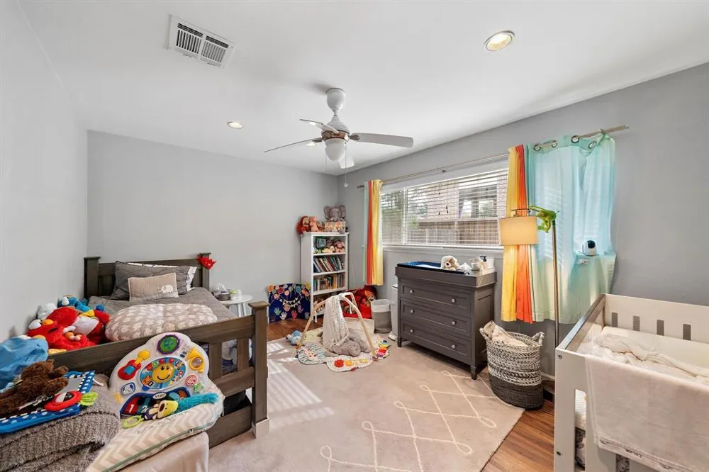 4922 Braesvalley Drive Houston, TX 77096