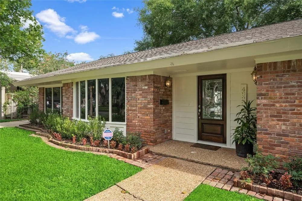 4922 Braesvalley Drive Houston, TX 77096
