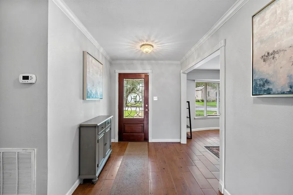 4922 Braesvalley Drive Houston, TX 77096