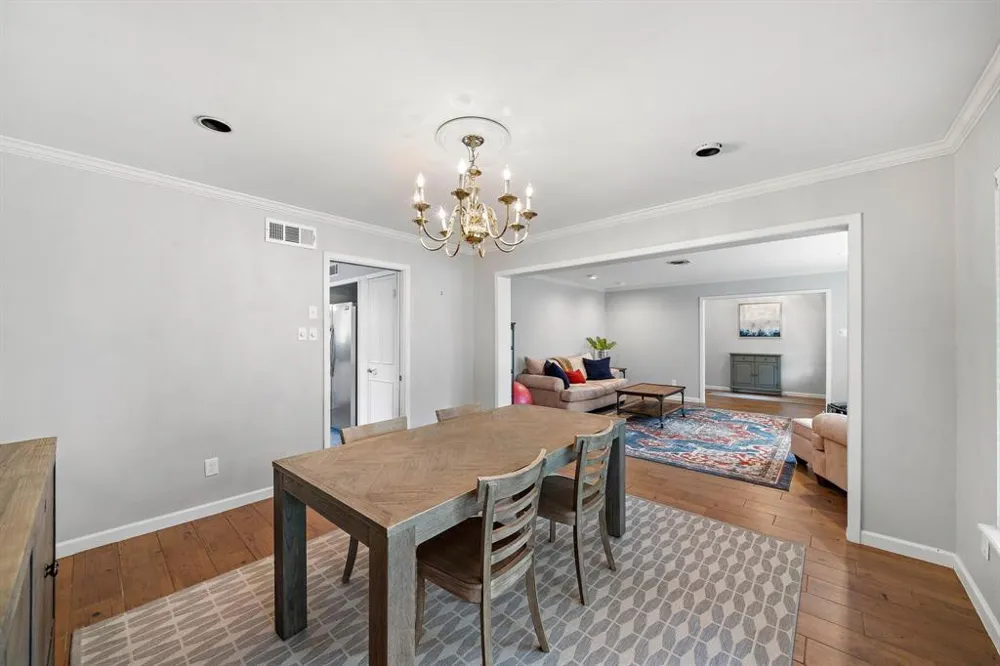 4922 Braesvalley Drive Houston, TX 77096