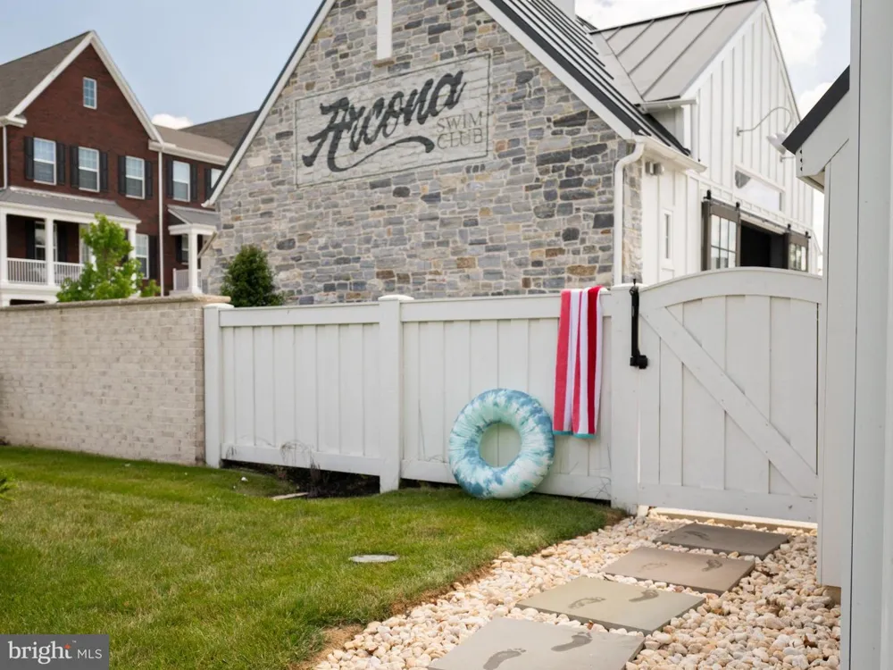 2112 TERREBONNE WAY Mechanicsburg, PA 17055