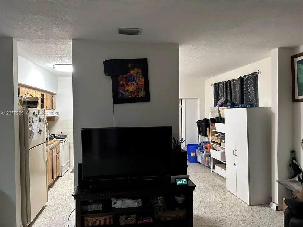 1838 NW 18th St Miami, FL 33125