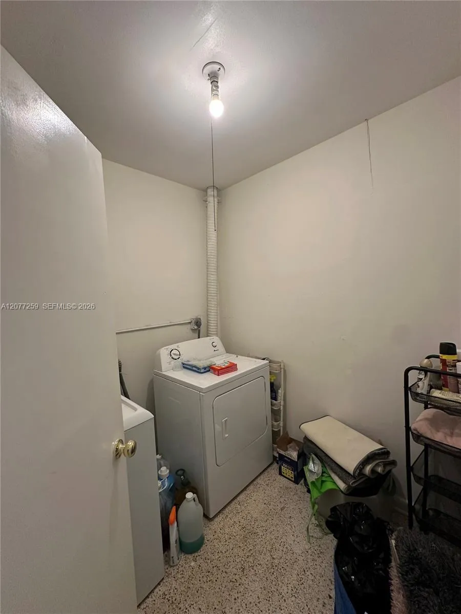 1838 NW 18th St Miami, FL 33125