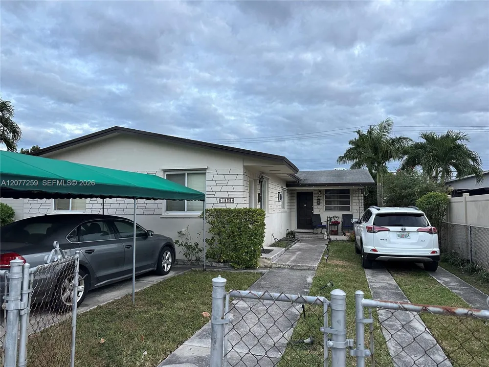 1838 NW 18th St Miami, FL 33125