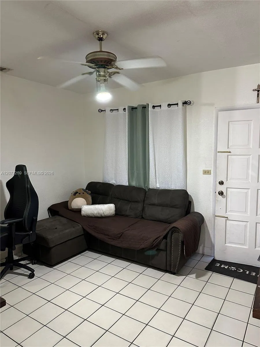 1838 NW 18th St Miami, FL 33125