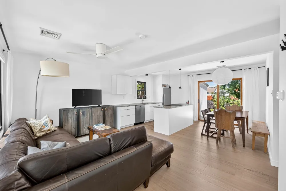 221 Cedardale Avenue Villas, NJ 08251