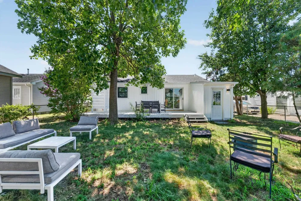 221 Cedardale Avenue Villas, NJ 08251