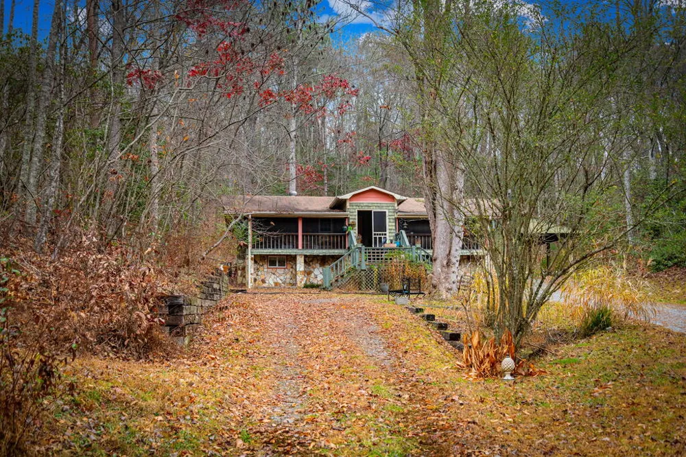 208 Bullen Gap Road Blue Ridge, GA 30513