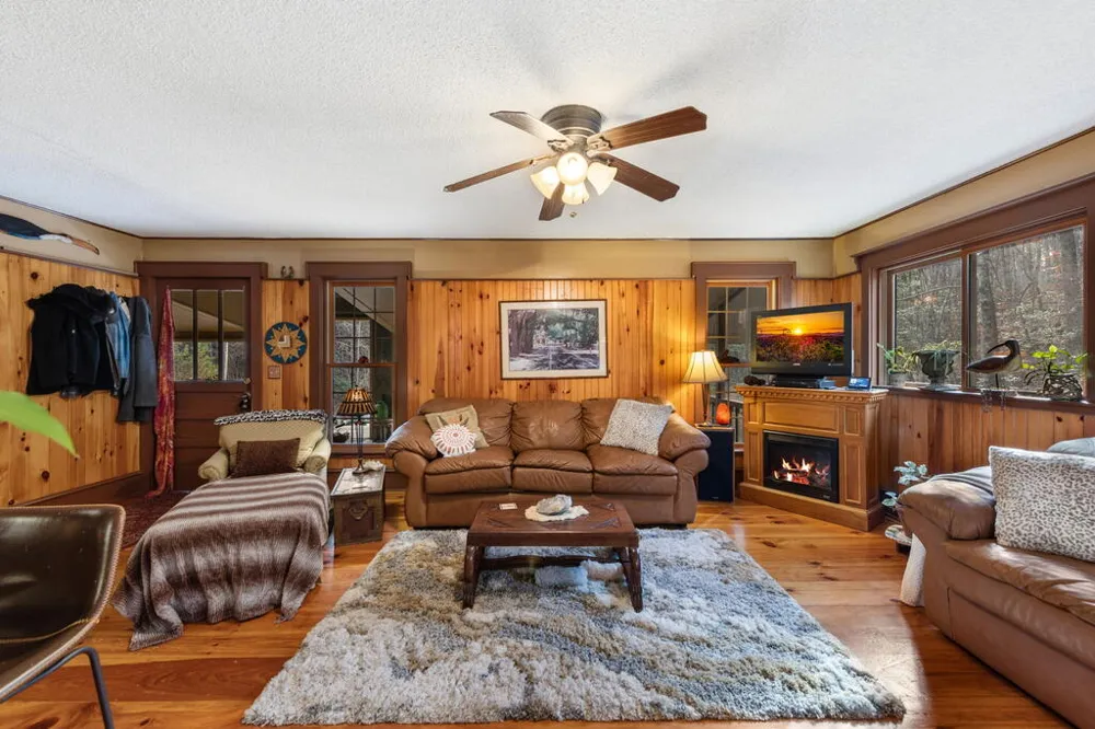 208 Bullen Gap Road Blue Ridge, GA 30513