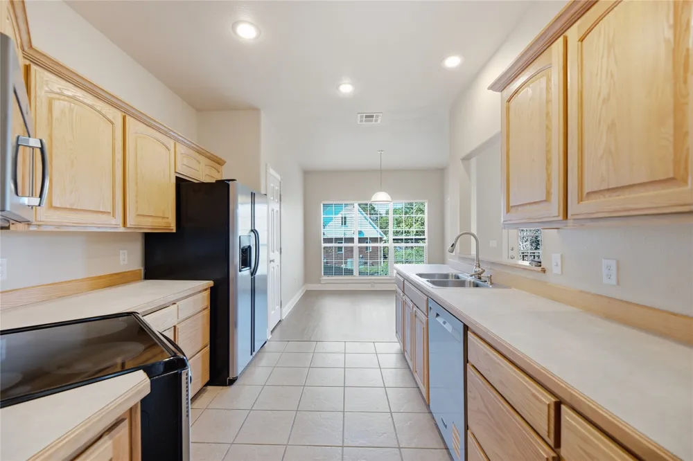 103 Remington Tahlequah, OK 74464