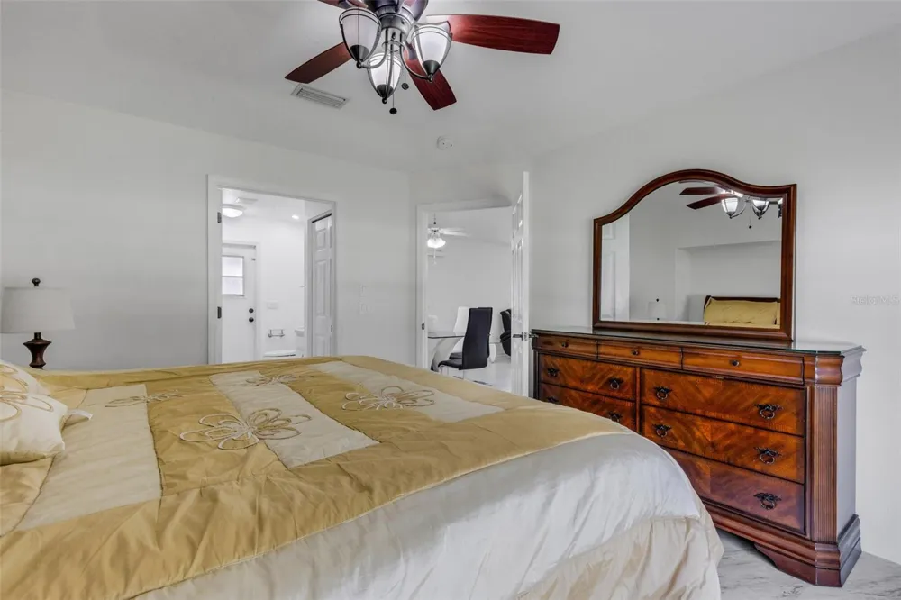 3125 ALBENGA LANE North Port, FL 34286