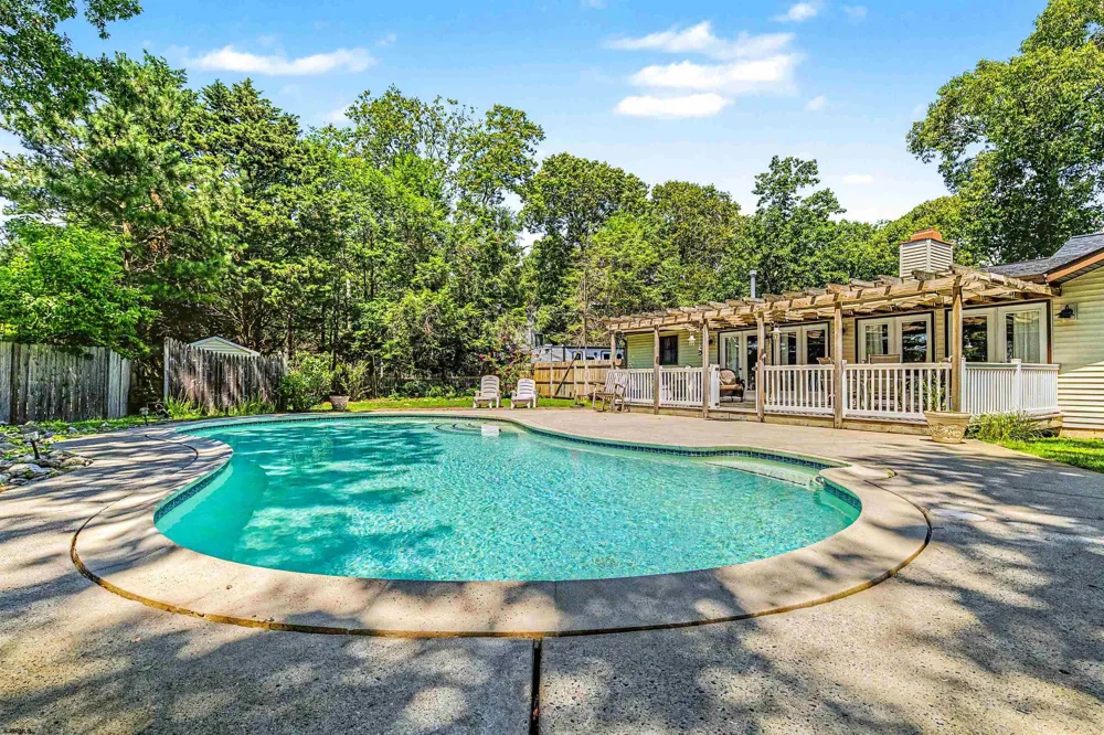 38 Jill Ave Marmora, NJ 08223