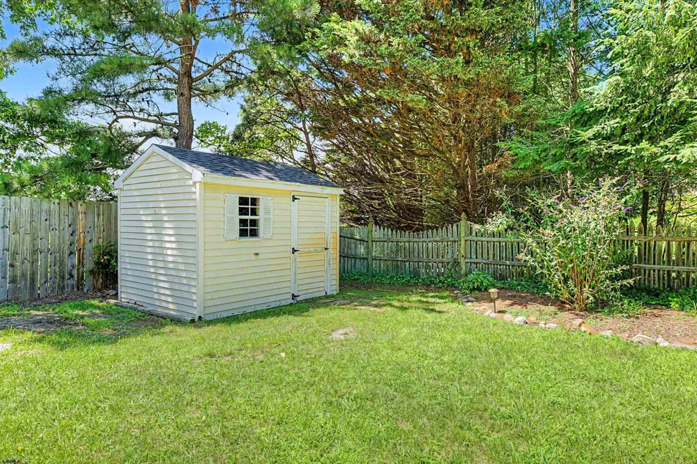 38 Jill Ave Marmora, NJ 08223