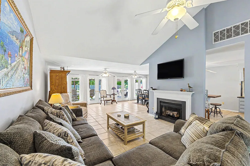 38 Jill Ave Marmora, NJ 08223