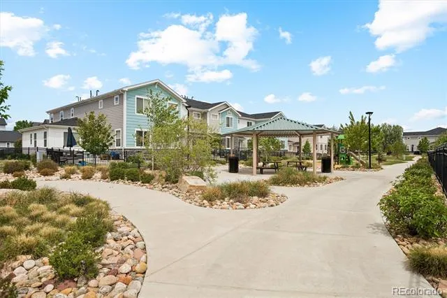 762 Stonebridge Drive Longmont, CO 80503