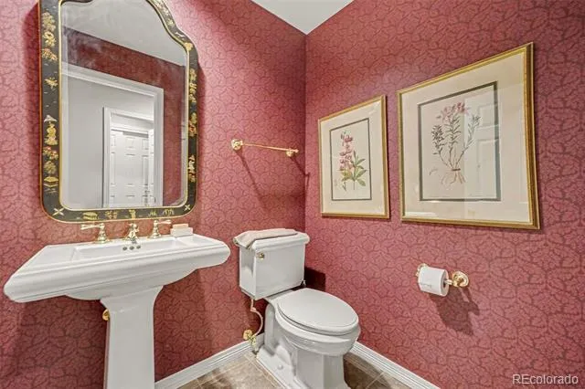 4725 E Pinewood Circle Centennial, CO 80121
