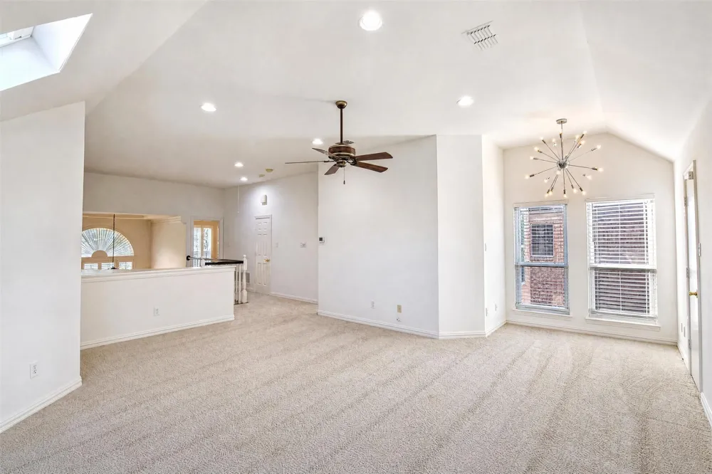 8344 Coral Drive Dallas, TX 75243
