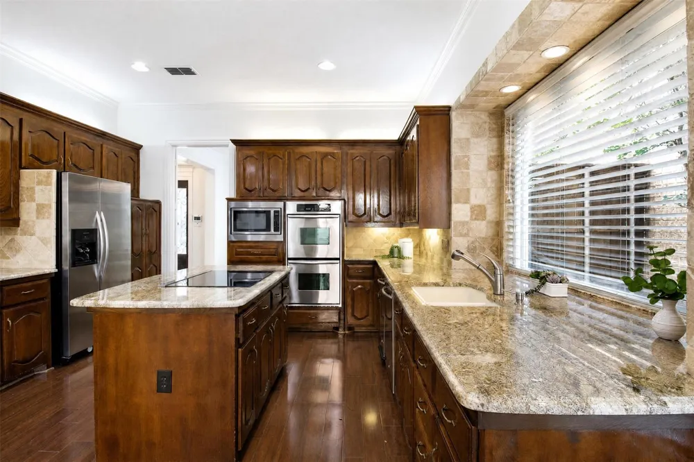 8344 Coral Drive Dallas, TX 75243