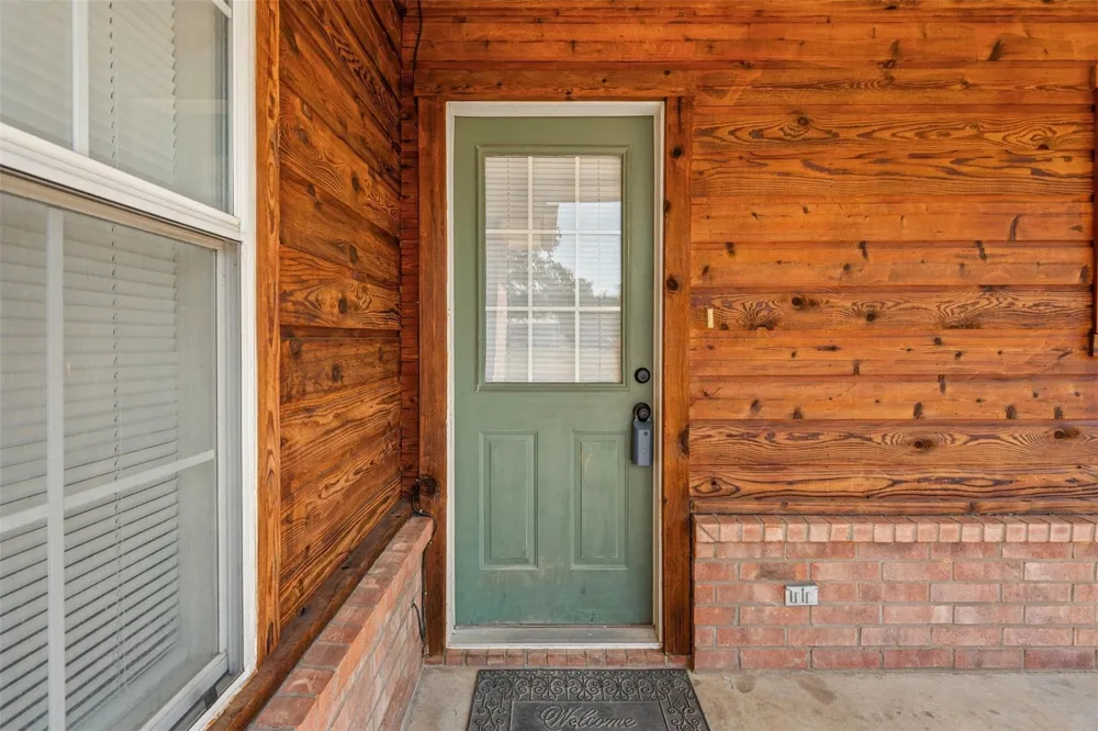 904 E 3rd B Street Weatherford, TX 76086