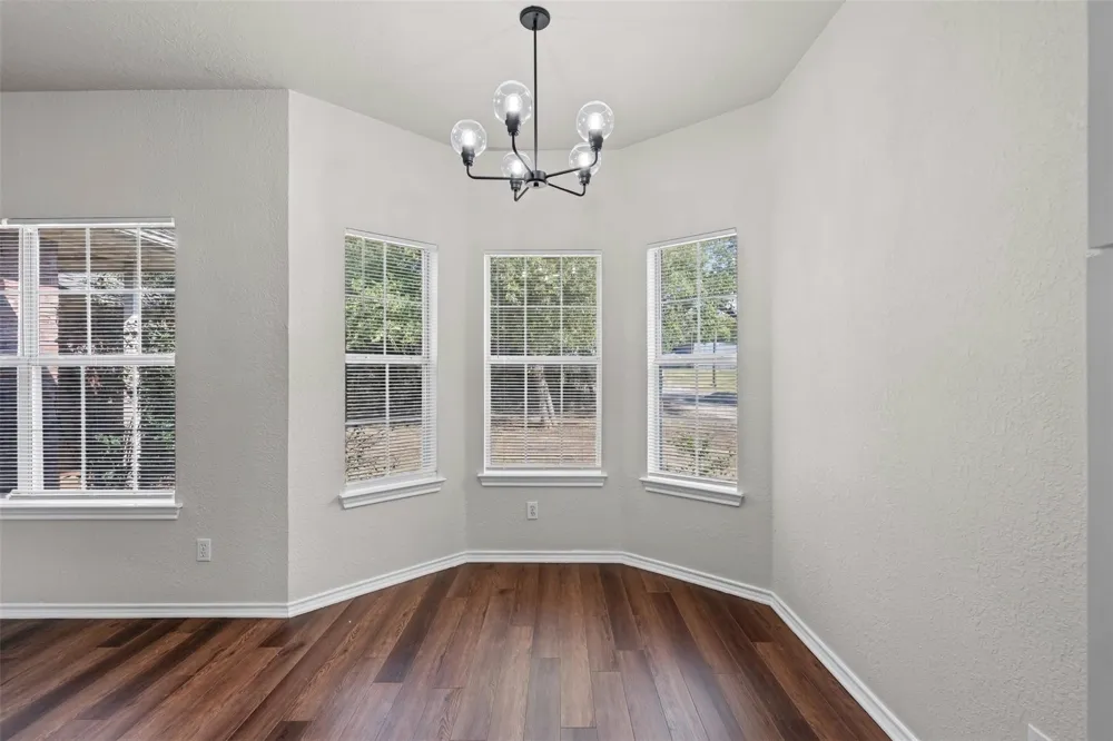 904 E 3rd B Street Weatherford, TX 76086