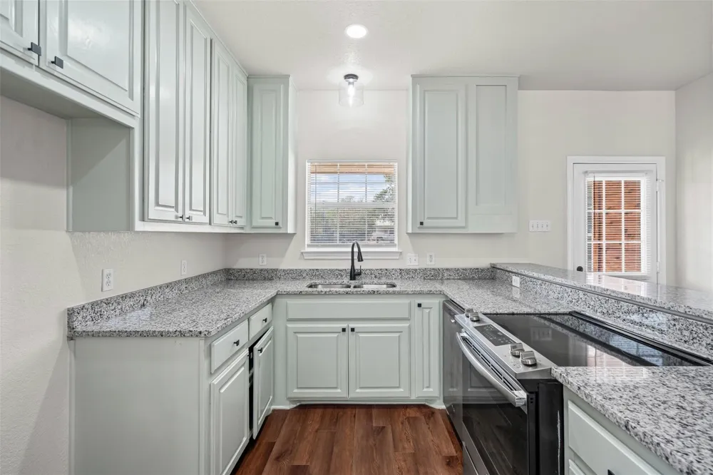 904 E 3rd B Street Weatherford, TX 76086