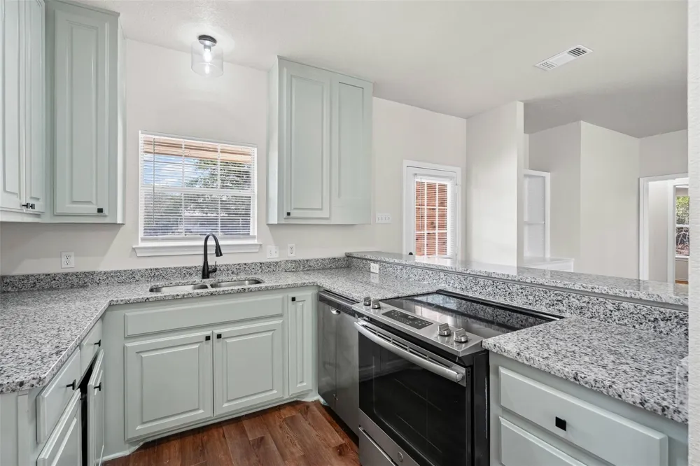 904 E 3rd B Street Weatherford, TX 76086