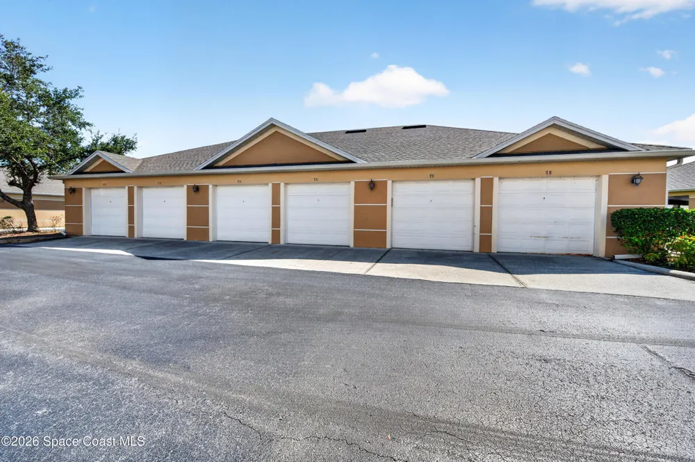 3868 Lexmark Lane #206 Rockledge, FL 32955