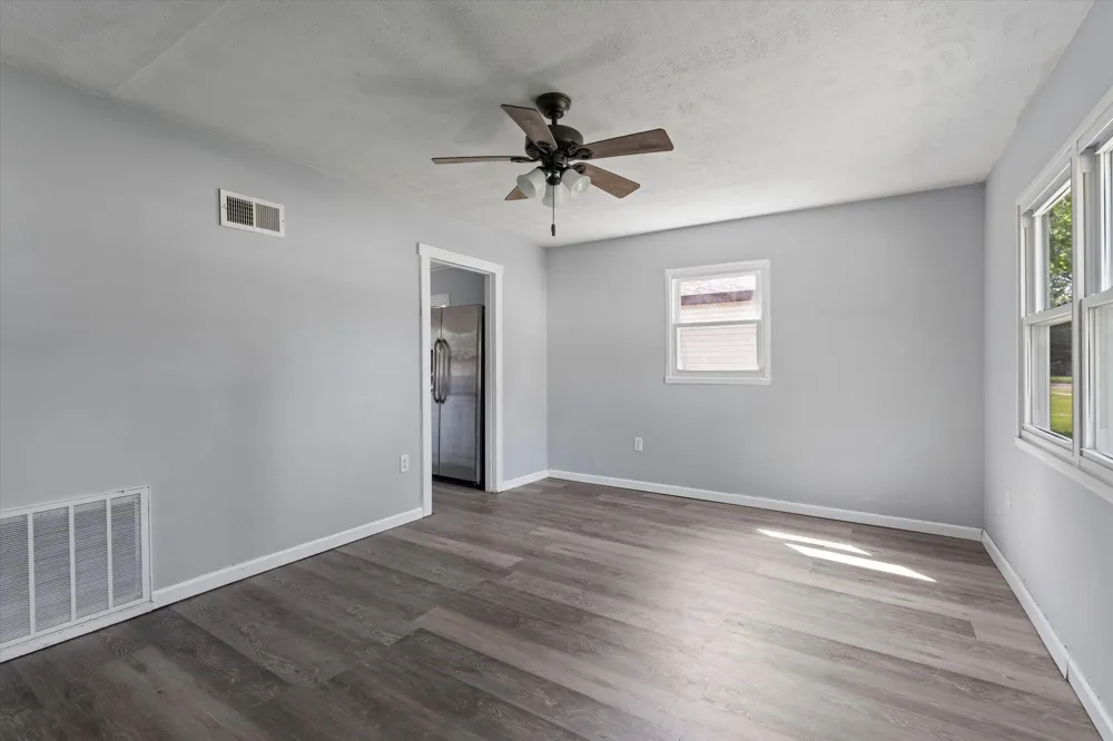 1822 Sycamore Street Niles, MI 49120