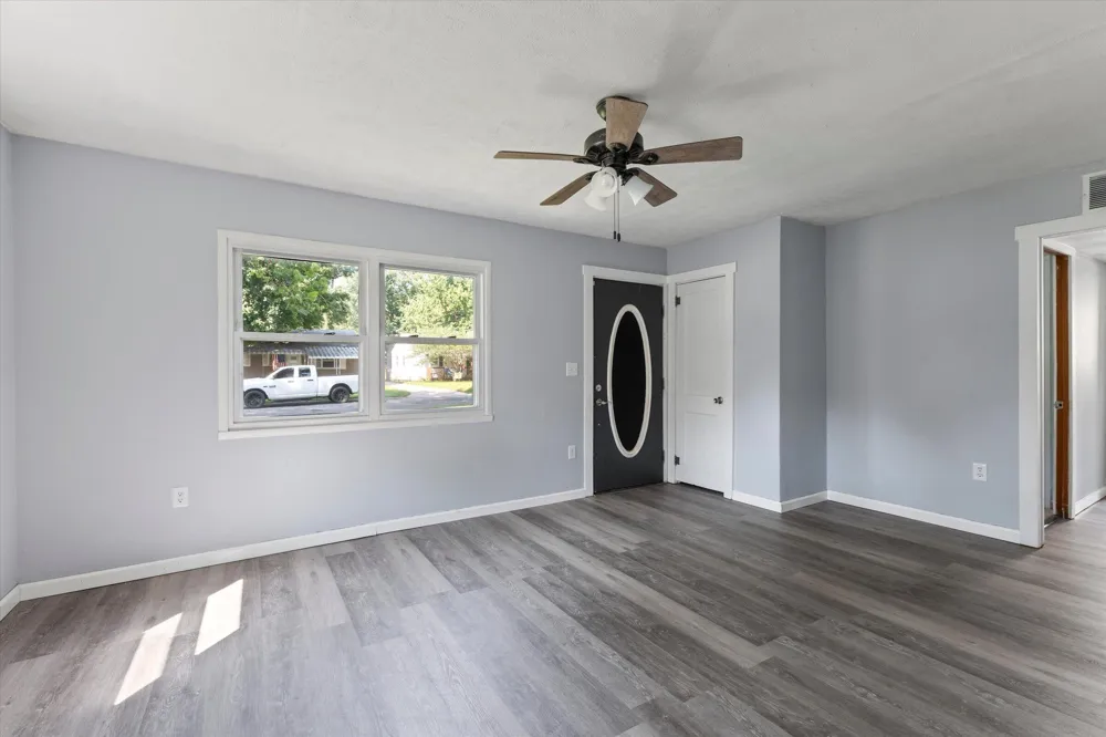 1822 Sycamore Street Niles, MI 49120