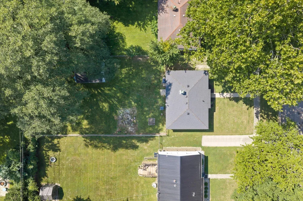 1822 Sycamore Street Niles, MI 49120