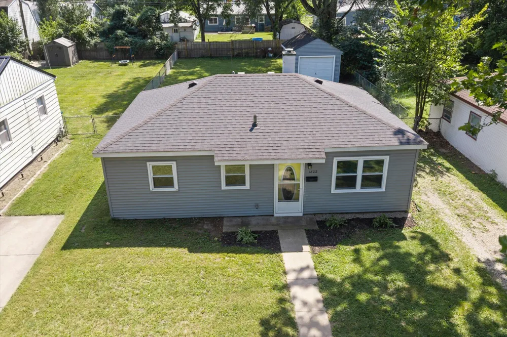 1822 Sycamore Street Niles, MI 49120