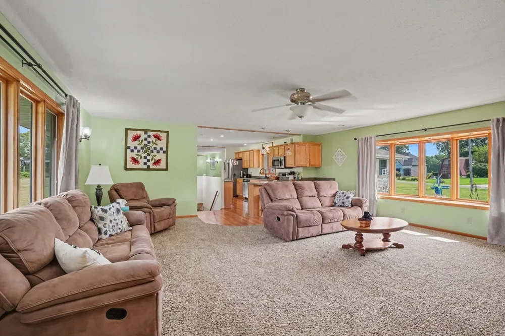 12996 Bayview Drive Vicksburg, MI 49097