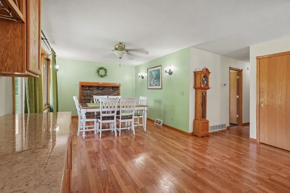12996 Bayview Drive Vicksburg, MI 49097