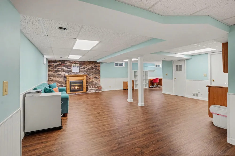 12996 Bayview Drive Vicksburg, MI 49097