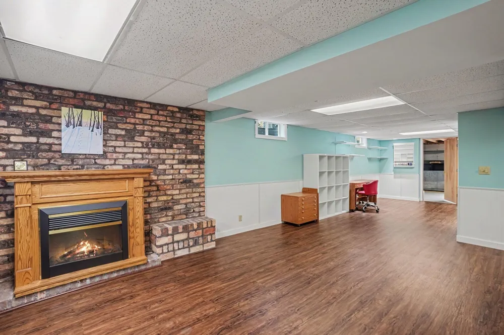 12996 Bayview Drive Vicksburg, MI 49097
