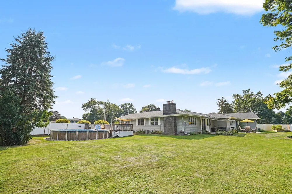 12996 Bayview Drive Vicksburg, MI 49097
