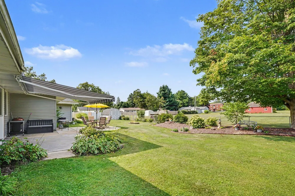 12996 Bayview Drive Vicksburg, MI 49097
