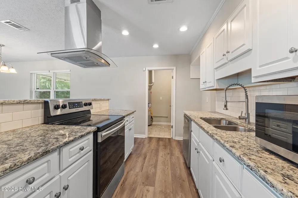 623 Thomas Drive Martinez, GA 30907