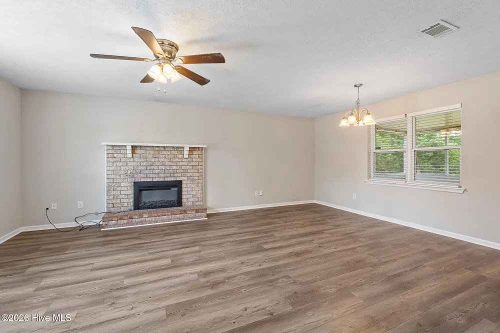 623 Thomas Drive Martinez, GA 30907