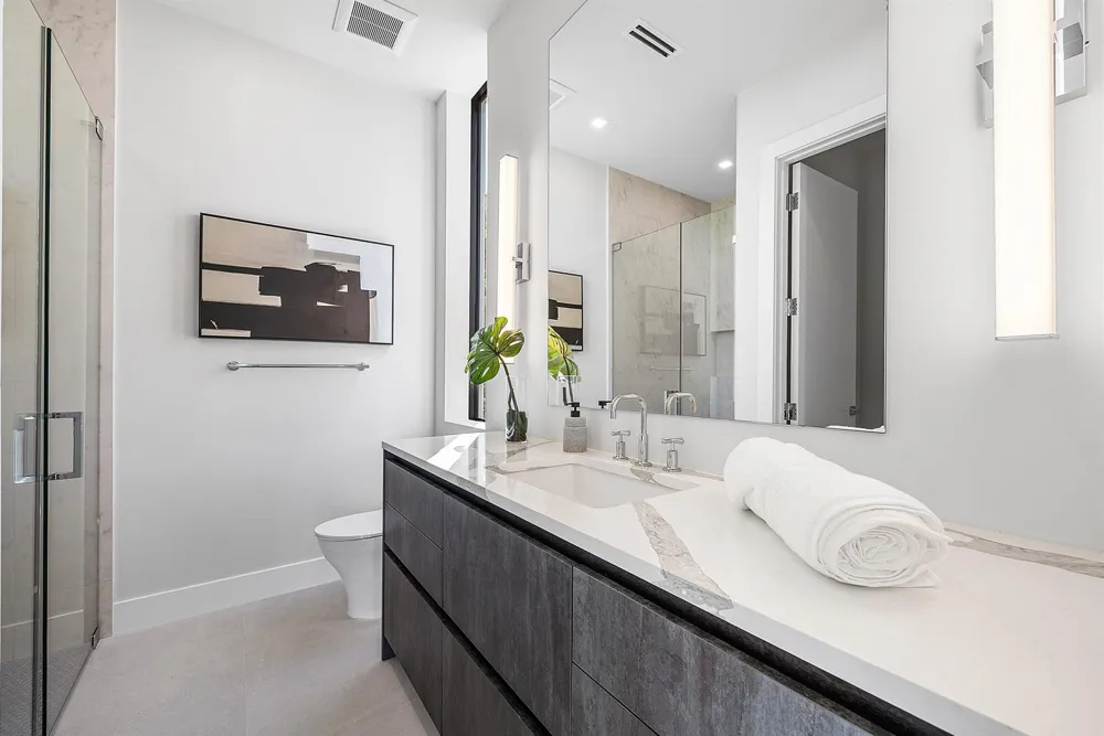 718 LAKE AVENUE Delray Beach, FL 33483