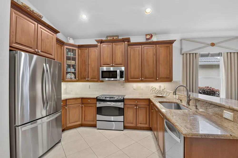 8934 MAJORCA BAY DRIVE Lake Worth, FL 33467