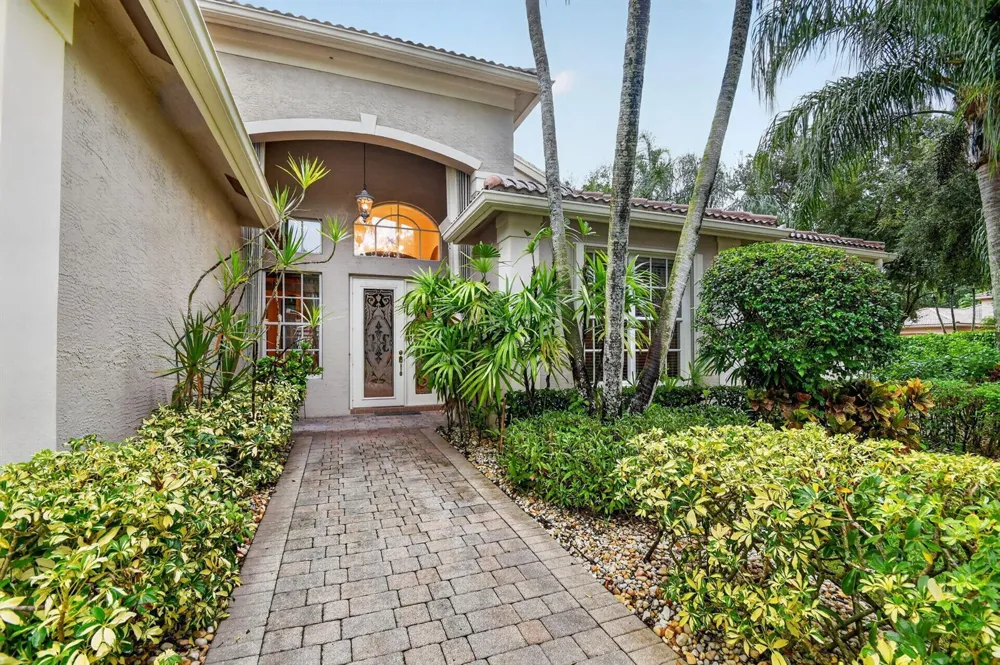 8934 MAJORCA BAY DRIVE Lake Worth, FL 33467