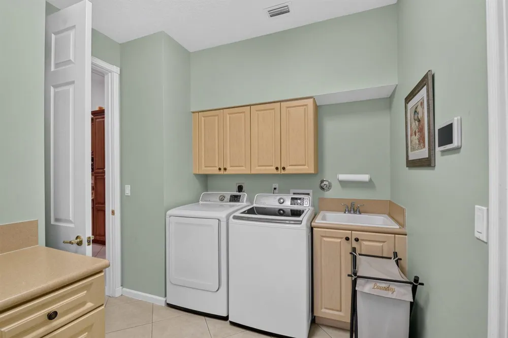 8934 MAJORCA BAY DRIVE Lake Worth, FL 33467