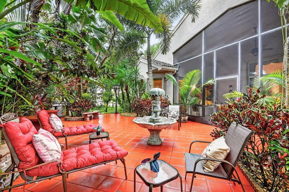 8934 MAJORCA BAY DRIVE Lake Worth, FL 33467