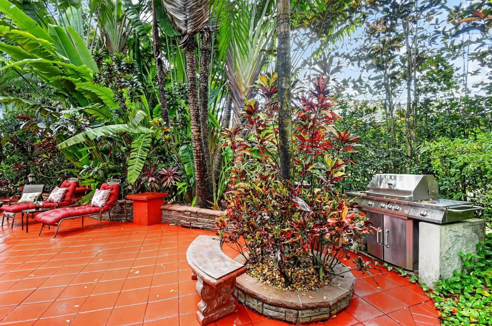 8934 MAJORCA BAY DRIVE Lake Worth, FL 33467