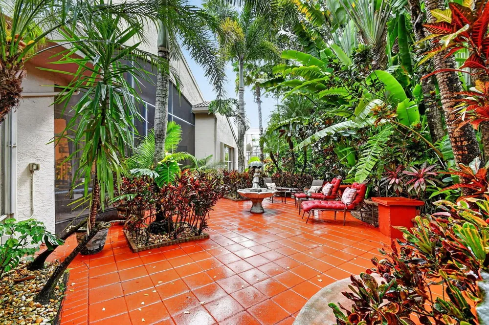 8934 MAJORCA BAY DRIVE Lake Worth, FL 33467