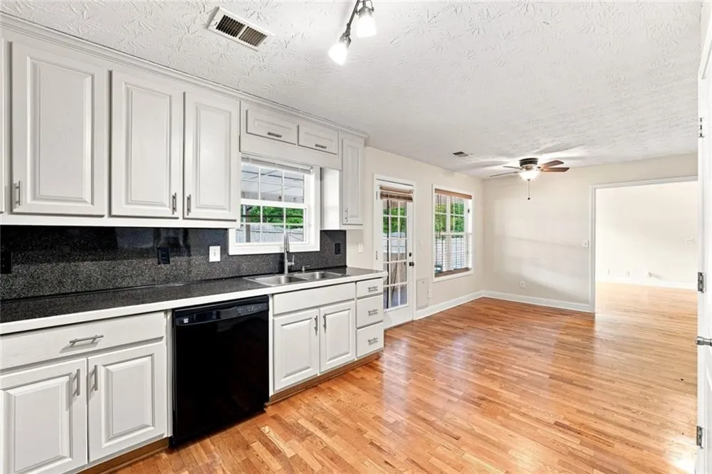 4120 Savannah Ridge Trace Loganville, GA 30052