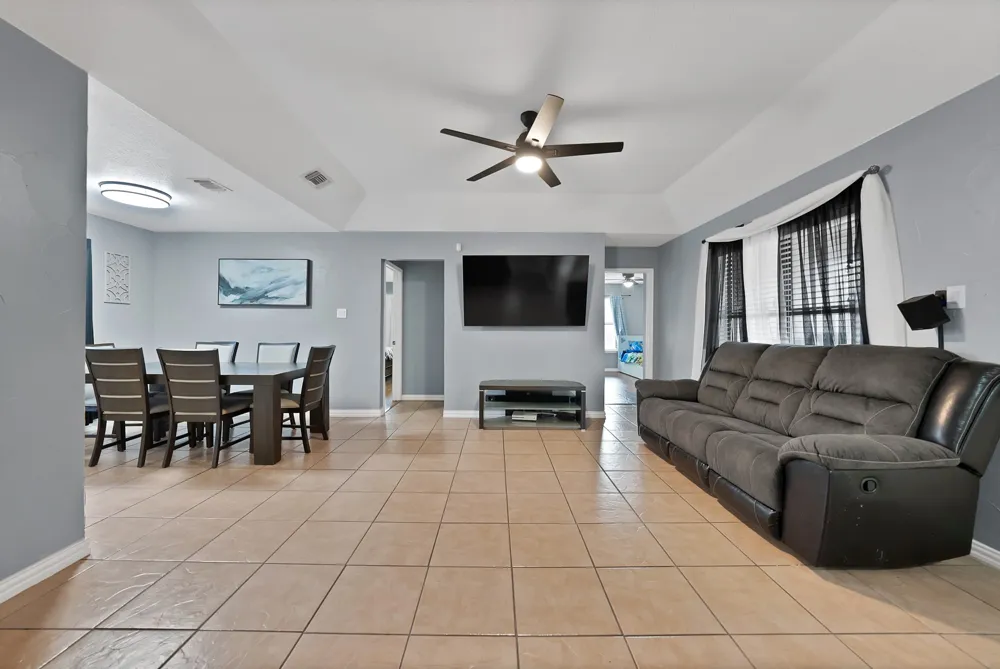 2961 Roosevelt Avenue Fort Worth, TX 76106