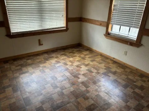 570 W Riggs Avenue Raymondville, TX 78580