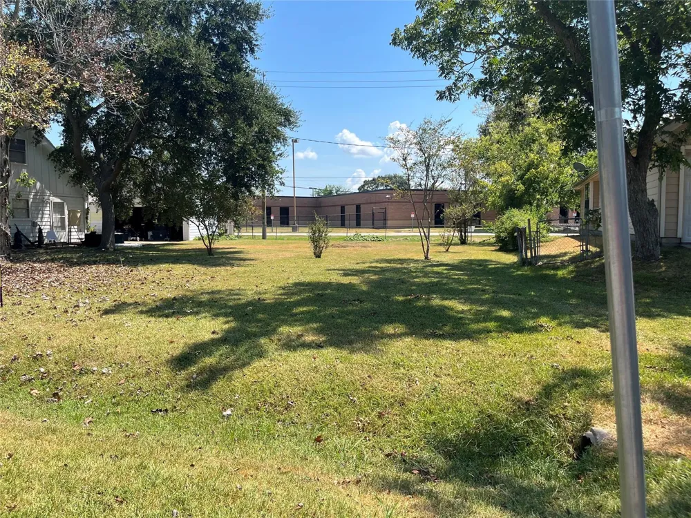 1871 Aspen Lane Seabrook, TX 77586